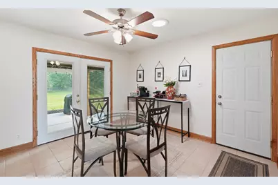 N52W15412  El Rio Dr, Menomonee Falls, WI 53051 - Photo 14