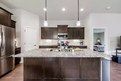 N54W35199  Coastal Ave #42-02, Oconomowoc, WI 53066 - Photo 4