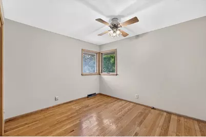 1217  Fariway Dr, Racine, WI 53405 - Photo 12