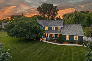 11912 N Lantern Ln, Mequon, WI 53092 - Photo 40