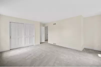 11912 N Lantern Ln, Mequon, WI 53092 - Photo 22