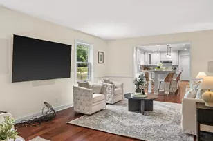 11912 N Lantern Ln, Mequon, WI 53092 - Photo 6