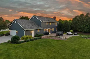 11912 N Lantern Ln, Mequon, WI 53092 - Photo 38
