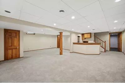 11912 N Lantern Ln, Mequon, WI 53092 - Photo 24