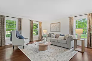11912 N Lantern Ln, Mequon, WI 53092 - Photo 4