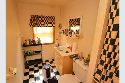 1235  Monroe Ave, South Milwaukee, WI 53172 - Photo 12