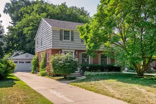 6041 N Santa Monica Blvd, Whitefish Bay, WI 53217 - Photo 1
