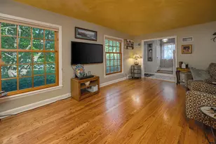 6041 N Santa Monica Blvd, Whitefish Bay, WI 53217 - Photo 4
