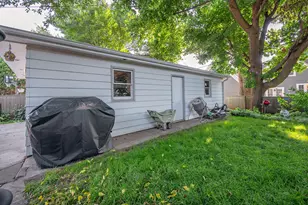 6041 N Santa Monica Blvd, Whitefish Bay, WI 53217 - Photo 46