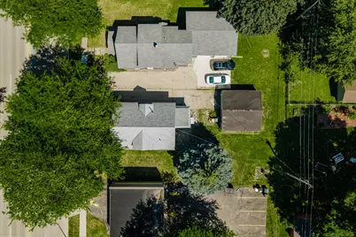 34 W Scott St, Fond du Lac, WI 54937 - Photo 2