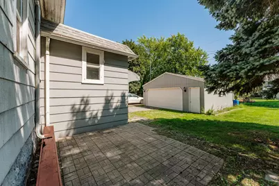 34 W Scott St, Fond du Lac, WI 54937 - Photo 24