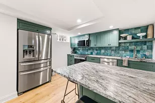 7137 N Santa Monica Blvd, Fox Point, WI 53217 - Photo 64