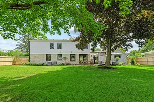 7137 N Santa Monica Blvd, Fox Point, WI 53217 - Photo 70