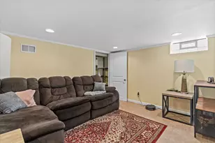 4628 W Fillmore Dr, Milwaukee, WI 53219 - Photo 24