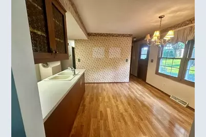 521  Alta Loma Dr, Thiensville, WI 53092 - Photo 20