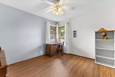 6265 S 38th St, Greenfield, WI 53221 - Photo 20