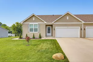 1594 Meadowview Ct, Whitewater, WI 53190 - Photo 24