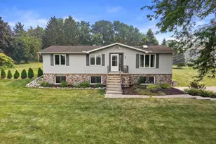 N5W27357 Northview Rd, Pewaukee, WI 53188 - Photo 58
