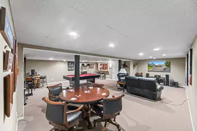 1722  Journeys Dr, Delafield, WI 53029 - Photo 30