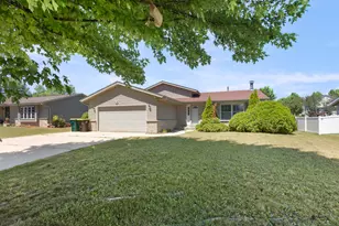 850 E Drexel Ave, Oak Creek, WI 53154 - Photo 1