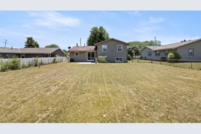 850 E Drexel Ave, Oak Creek, WI 53154 - Photo 28