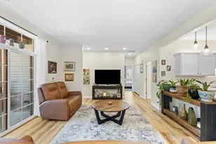 6200 S Creekside Dr, Cudahy, WI 53110 - Photo 24
