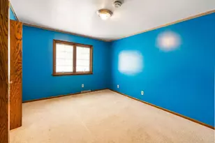W212N10497 Parkland Cir, Germantown, WI 53017 - Photo 20