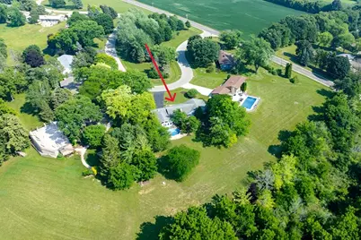 W212N10497  Parkland Cir, Germantown, WI 53017 - Photo 2