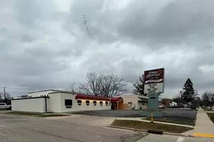 421 N Wisconsin St, Elkhorn, WI 53121 - Photo 1