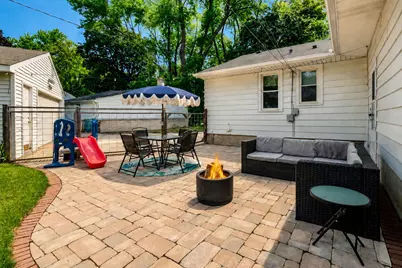 5655 N Paradise Ln, Glendale, WI 53209 - Photo 18