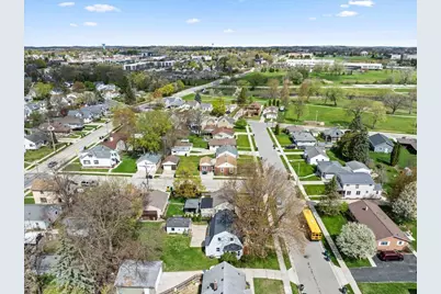 608  Pennsylvania Ave, West Bend, WI 53095 - Photo 28
