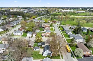 608 Pennsylvania Ave, West Bend, WI 53095 - Photo 28