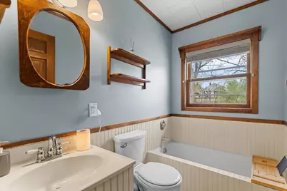 608  Pennsylvania Ave, West Bend, WI 53095 - Photo 16