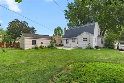 608  Pennsylvania Ave, West Bend, WI 53095 - Photo 24