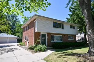 1531 N 116th St, Wauwatosa, WI 53226 - Photo 1