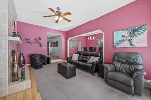 S75W17649 Harbor Cir, Muskego, WI 53150 - Photo 10
