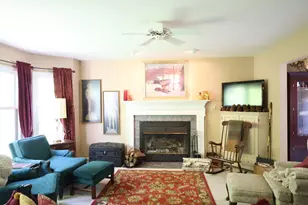 948 Cedar Dr, Burlington, WI 53105 - Photo 10