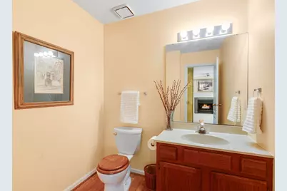 948  Cedar Dr, Burlington, WI 53105 - Photo 12