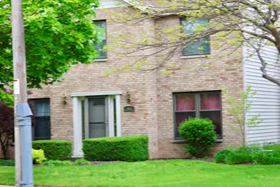 948  Cedar Dr, Burlington, WI 53105 - Photo 2