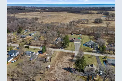 10110  28th Ave, Pleasant Prairie, WI 53158 - Photo 6