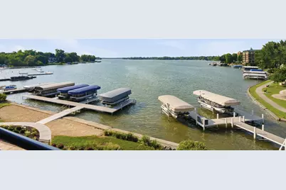 200 W Wisconsin Ave #202, Oconomowoc, WI 53066 - Photo 2