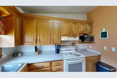 1761  Allison Park Dr, Richland Center, WI 53581 - Photo 10