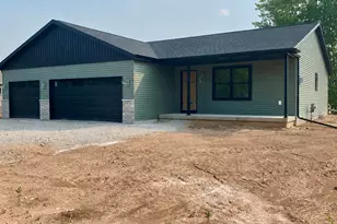 1519 Alpine Cir, North Fond du Lac, WI 54937 - Photo 1