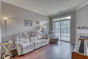 13060 W Bluemound Rd, Elm Grove, WI 53122 - Photo 8