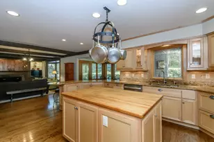 2945 Santa Maria Dr, Brookfield, WI 53005 - Photo 4