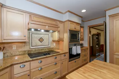2945  Santa Maria Dr, Brookfield, WI 53005 - Photo 22