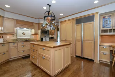 2945  Santa Maria Dr, Brookfield, WI 53005 - Photo 30