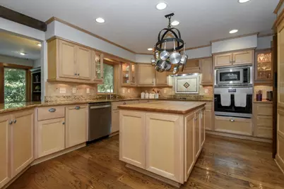 2945  Santa Maria Dr, Brookfield, WI 53005 - Photo 20