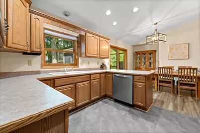 1912  Mapletree Rd, Howards Grove, WI 53083 - Photo 20