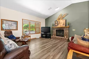 1912 Mapletree Rd, Howards Grove, WI 53083 - Photo 16